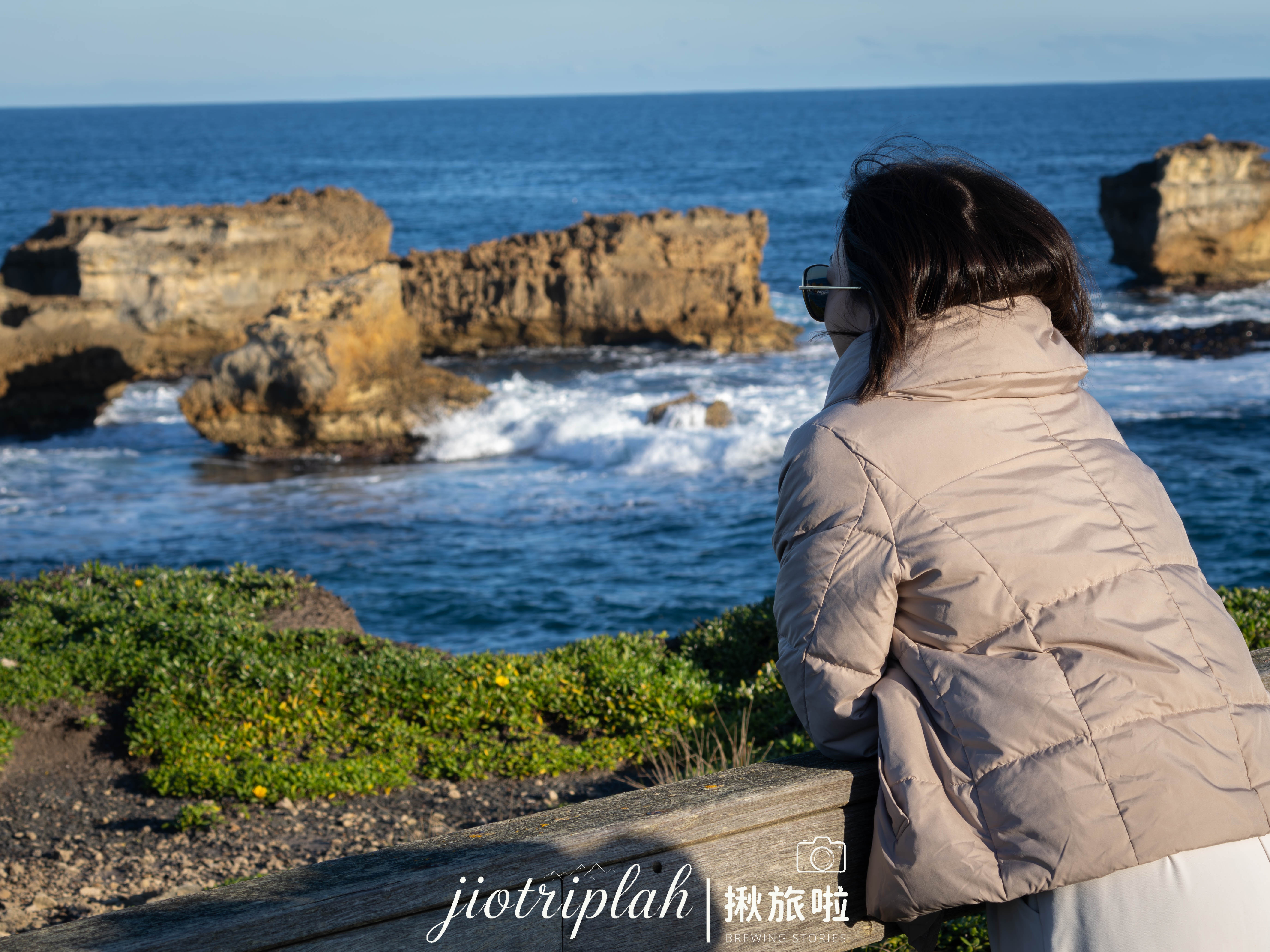 凝望破碎海岸