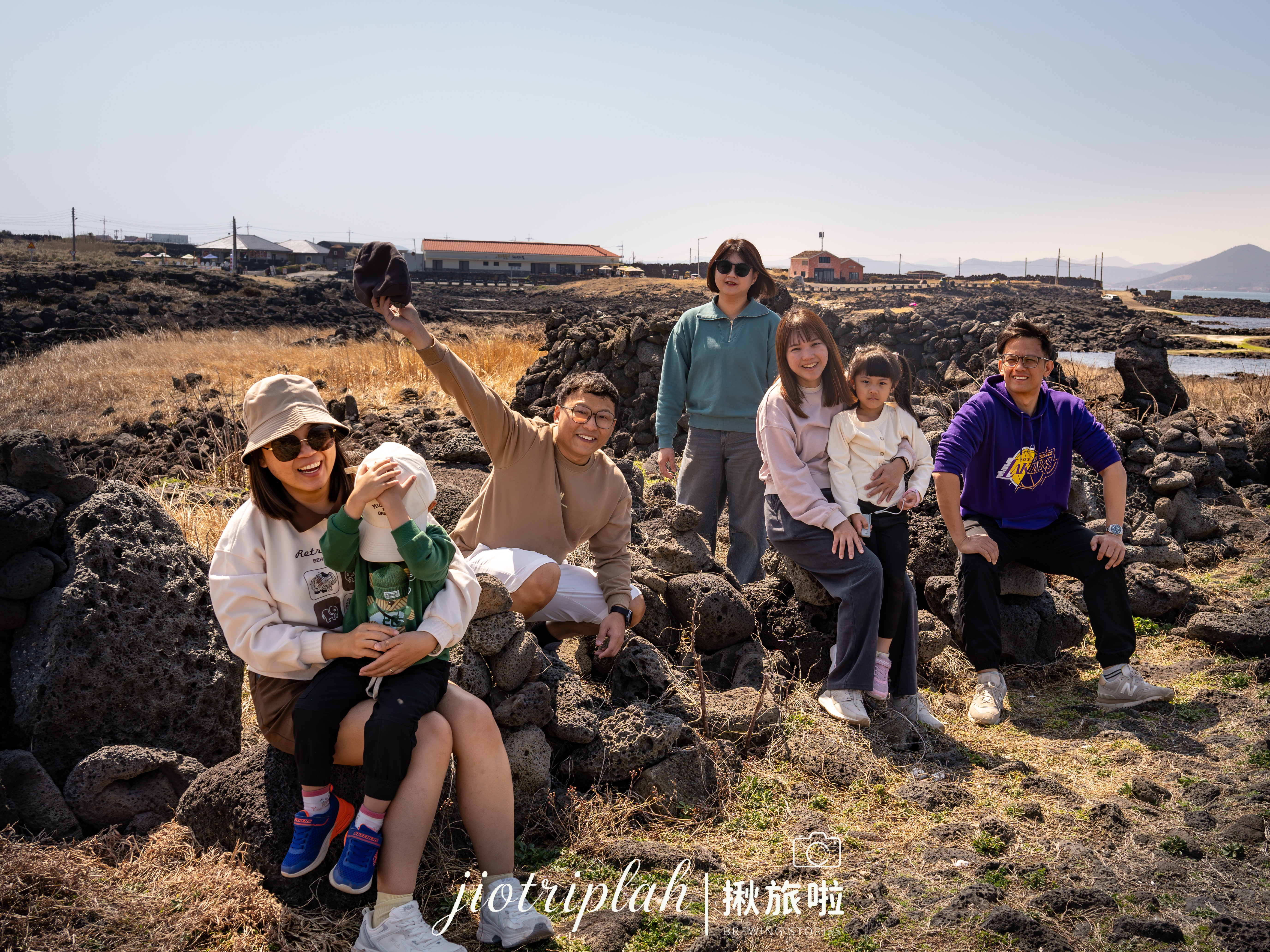 礁岩邊的野餐小聚